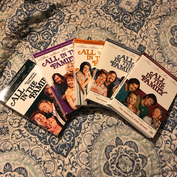 5 seasons of All in the Family dvds - Picture 1 of 3